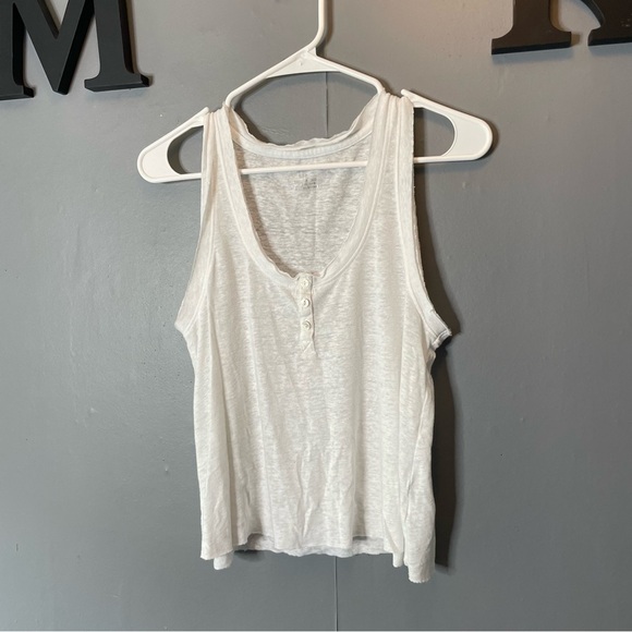 Aerie White Sleeveless Tank Top size small - Picture 1 of 7